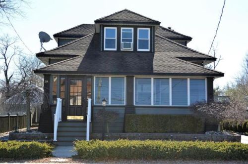 214 Cedar St, Lakehurst, NJ 08733-2904