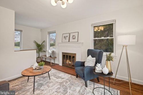 2700 Parker Ave, Silver Spring MD 20902-2645 exterior