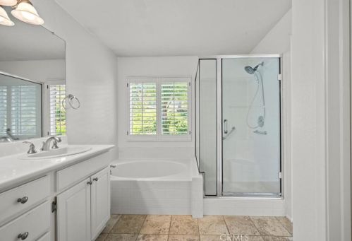 8734 Heatherwood Rd, Anaheim CA  92808-1690 exterior