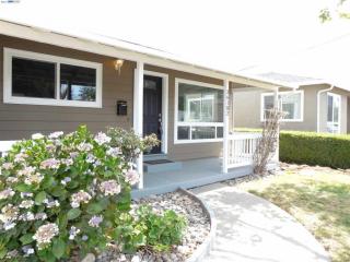 36182 Magellan Dr, Fremont, CA 94536-5514