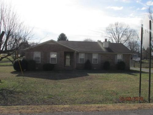 1592 Brian Ct, Murfreesboro, TN 37130-3310