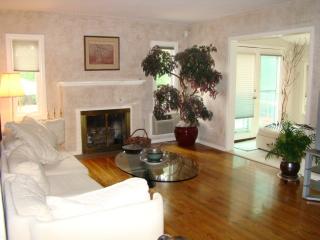 1130 Yale Ave, Englewood CO  80113-1752 exterior