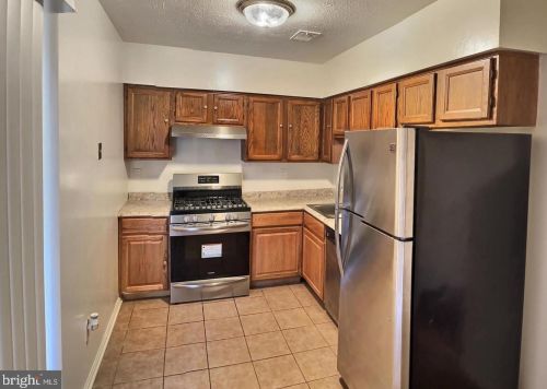 521 Pickwick Village Way, Silver Spring MD  20901-3800 exterior