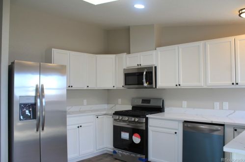 215 Valdai St, Denver CO  80603-5770 exterior
