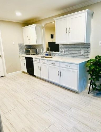 12301 Drummond Dr, Austin TX  78754-6014 exterior