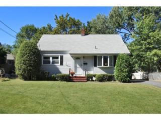 627 Delaware Ave, Ridgewood, NJ 07450-5501