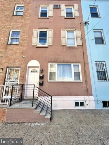 1322 Jackson St, Philadelphia PA  19148-2930 exterior