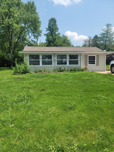 1095 Shore Dr, Catawissa, MO 63015-1122