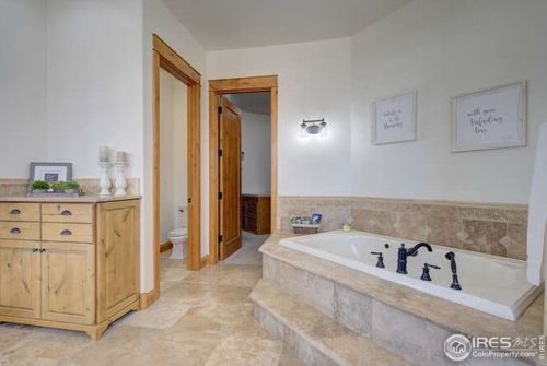 1198 Falcon Ct, Fort Collins CO  exterior