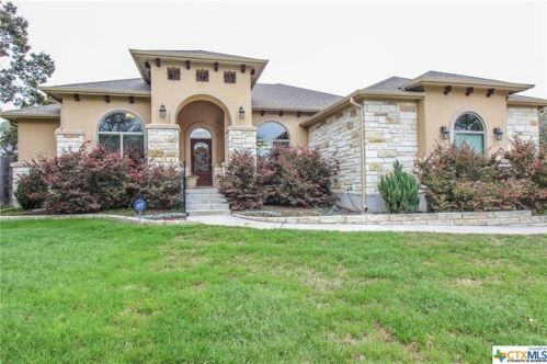 820 Villa Lugano Dr, Morgans Point, TX 76513-2753