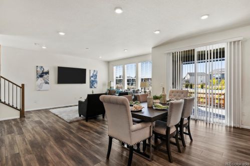 1075 Grand Baker Ct, Aurora CO  80018 exterior