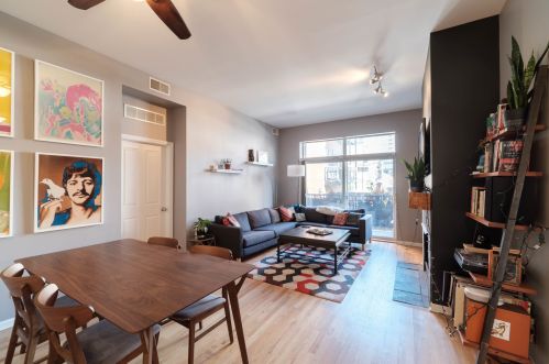 247 Scott St, Chicago, IL 60610-5976