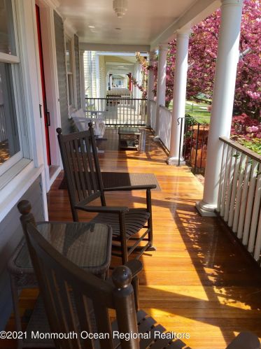 511 3rd Ave, Tinton Falls NJ  07712-6021 exterior