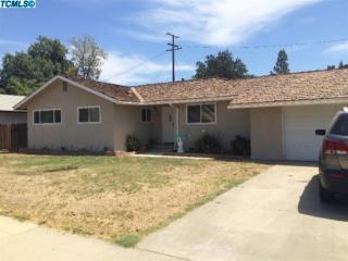 522 Whitney Dr, Visalia, CA 93277-1940