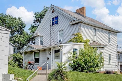 146 Monroe St, Rochester, PA 15074-2408