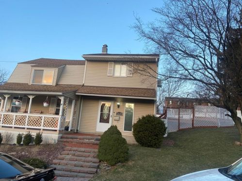 2439 3rd St, Allentown, PA 18103-6867