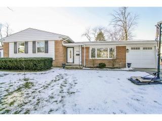650 Pine St, Bannockburn, IL 60015-4057