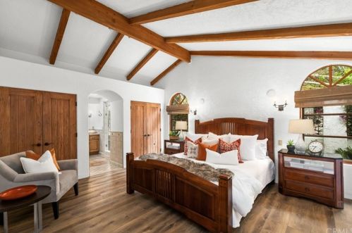 1451 Foothill Blvd, Santa Ana CA 92705-2511 exterior