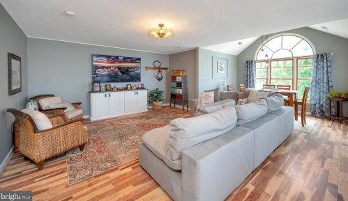 6189 Fairview Dr, Owens, VA 22485-7480