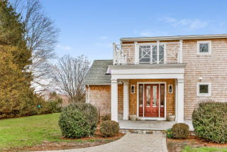 23 Gilbert Hill Rd, Chester, CT 06412-1306