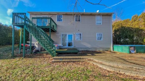 21 Milano St, Providence, RI 02904-1419