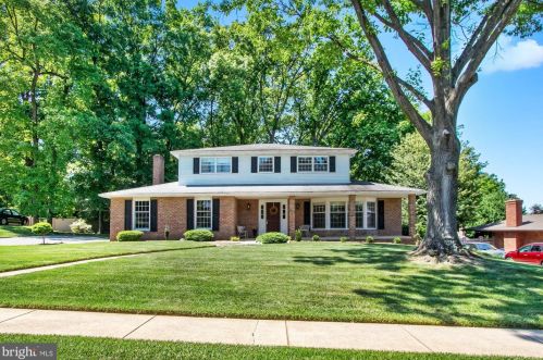 3724 Cayuga Ln, York, PA 17402-4312