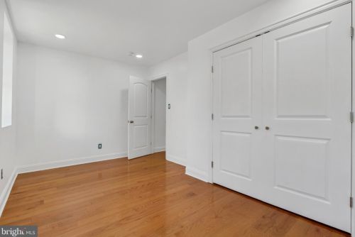 312 Manton St, Philadelphia PA  19147-5213 exterior