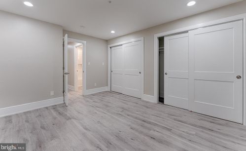 950 Front St, Philadelphia PA 19147-0043 exterior