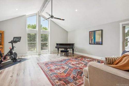 8523 Jamison Ave, Englewood CO  80112-2702 exterior