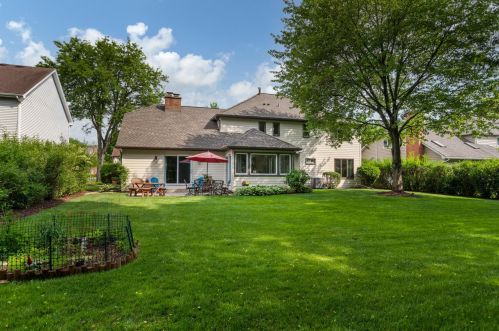 671 Cavalcade Cir, Naperville, IL 60540-7603