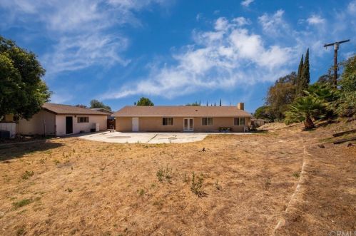 5510 Rio Rancho Way, Riverside CA  92504-1238 exterior