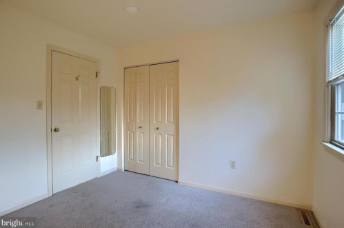 1531 Jefferson Ct, Lancaster PA  17602-1253 exterior