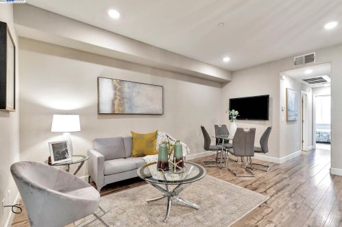 4736 Norris Canyon Rd, San Ramon CA  94583-1480 exterior