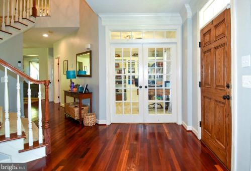 16534 Louisville Pl, Woodbridge VA  22191-4452 exterior