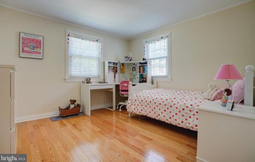 151 Cedar Ln, Princeton NJ  08540-5349 exterior