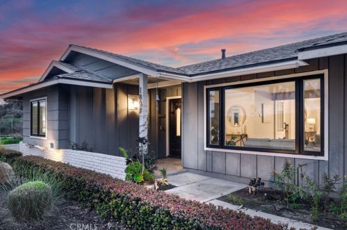 1807 Valencia Ave, Carlsbad, CA 92008-3862