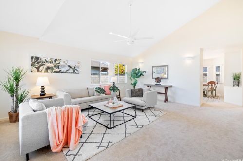 95-1025 Akeake St, Mililani, HI 96789