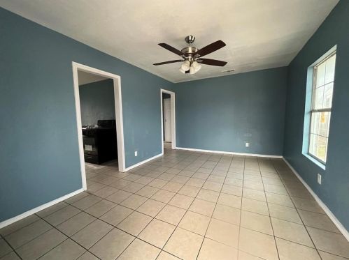 2125 Grayson Ave, Fort Worth TX  76106-6653 exterior