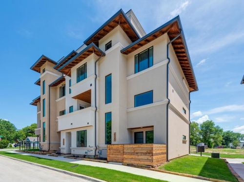 2520 Galvez Ave, Fort Worth, TX 76111-1162