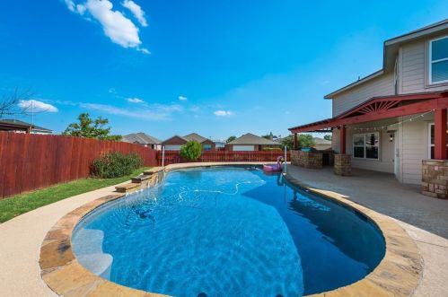 2153 Vly Frg Trl, Fort Worth TX  76140-1869 exterior