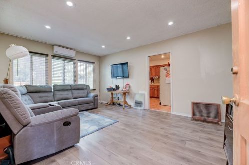 1438 Magnolia St, Compton, CA 90220-1502