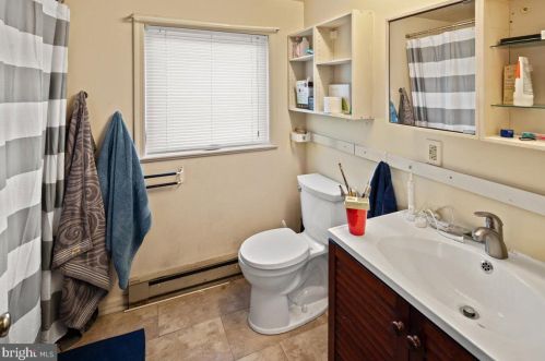 1601 Lawrence Rd, Trenton NJ 08648 exterior