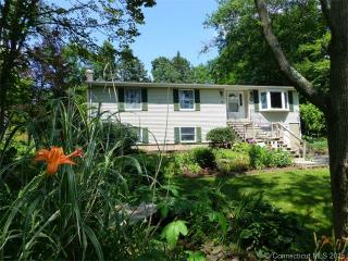 22 Rasted Ln, Meriden, CT 06450-6633