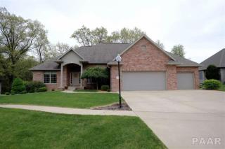 2824 Black Oak Dr, Pekin IL  61554-7412 exterior