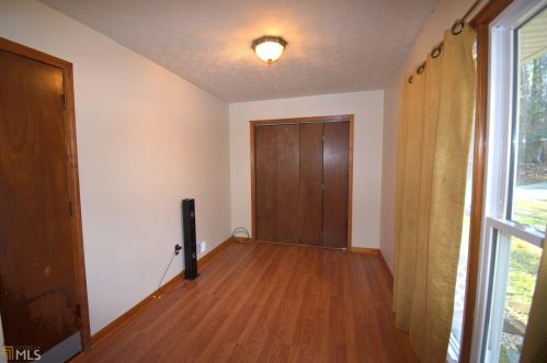 135 Bennington Dr, Stockbridge GA  30281-4097 exterior