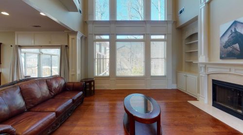 4567 Orange Jungle Dr, Lilburn, GA 30047-5281