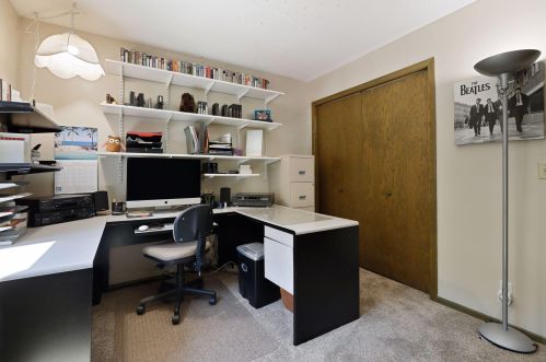 113 Hidden Meadow Rd, Saint Paul MN  55124-9743 exterior