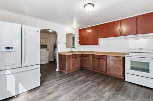 35 Bryant St, Denver CO  80219-2142 exterior