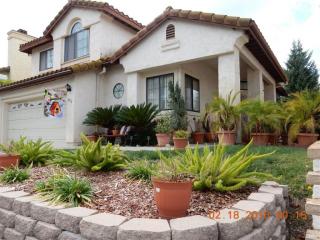 8576 Paseo Ladera, Santee, CA 92071-4053