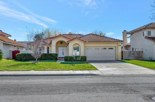 4537 Coronado Dr, Oceanside, CA 92057-4252